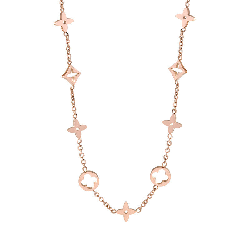 LESLIE Clover Necklace